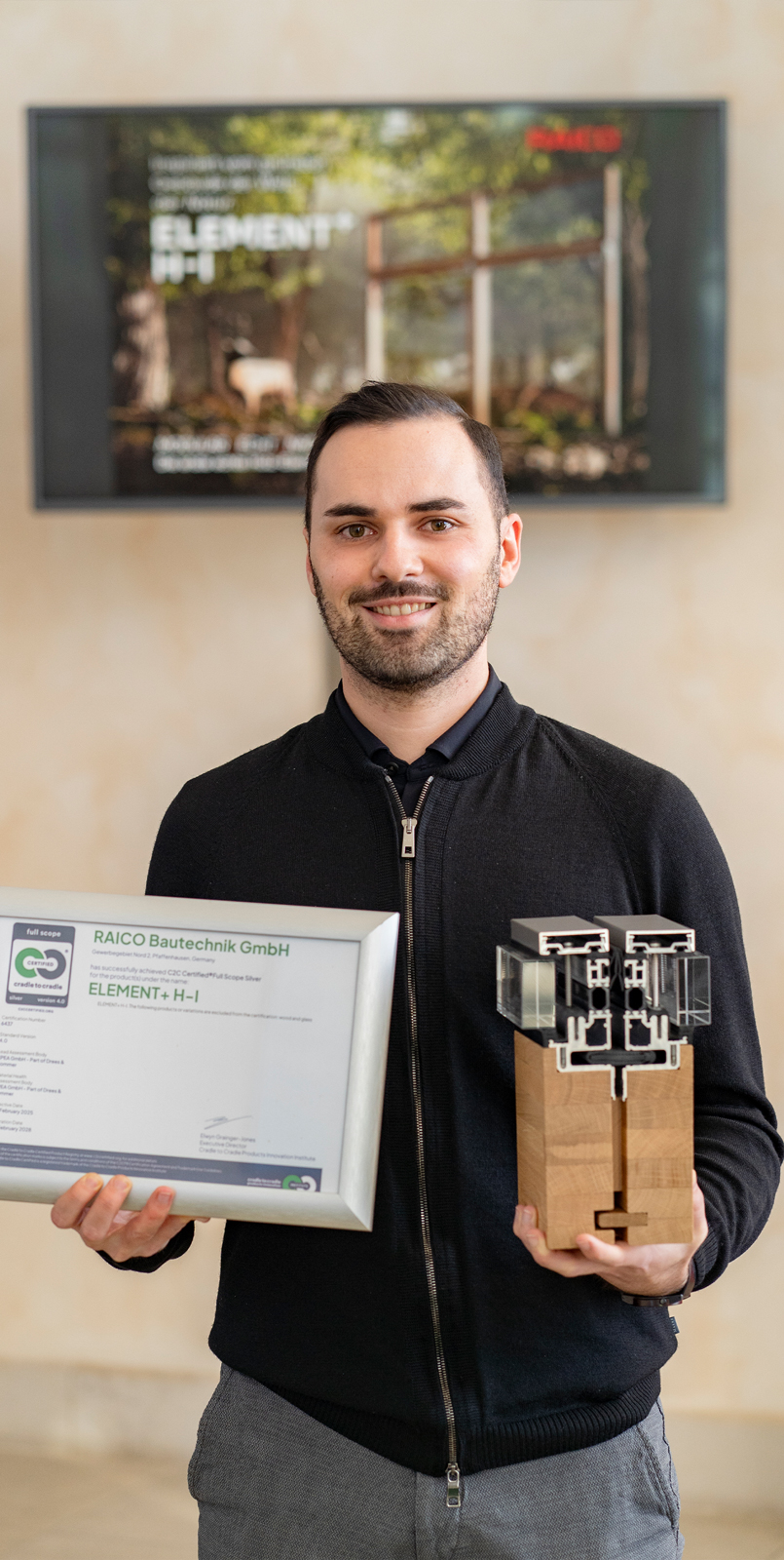 RAICO Holz-Elementfassade ELEMENT+ H-I ist Cradle to Cradle Certified® Silver V4.0